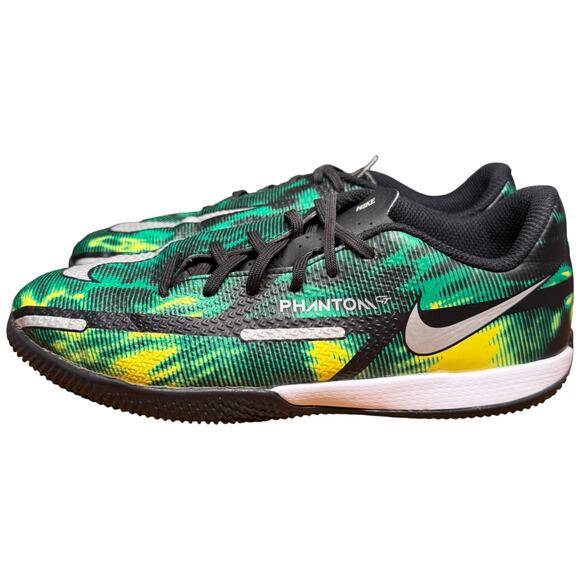 NIKE Phantom GT2 Unisex 2Y Academy Soccer Indoor Shoe Black Green DM0749-003 - Picture 1 of 13